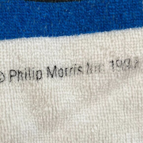Philip Morris 1997 Marlboro Vintage Scenic  Beach Towel - Picture 10 of 10
